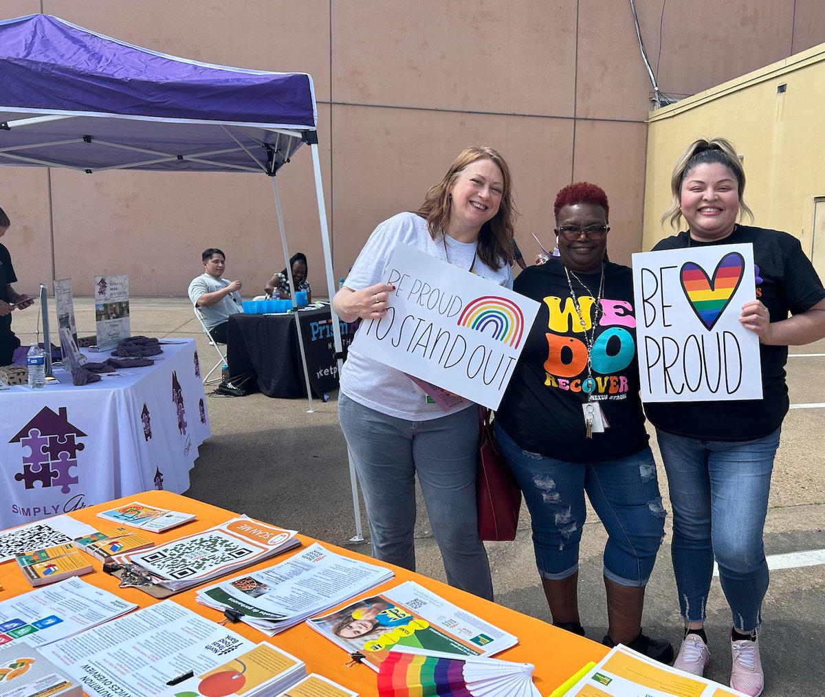 NexusRecovery's tweet image. Our Recovery Support Service team celebrated Pride Month with a colorful event featuring community partners North Texas Food Bank, Abounding Prosperity, Prism Health, Simply Grace, Foundation 45, &amp;amp; Oxford House. Thank you to everyone for supporting peace, love, and pride! 🏳️‍🌈