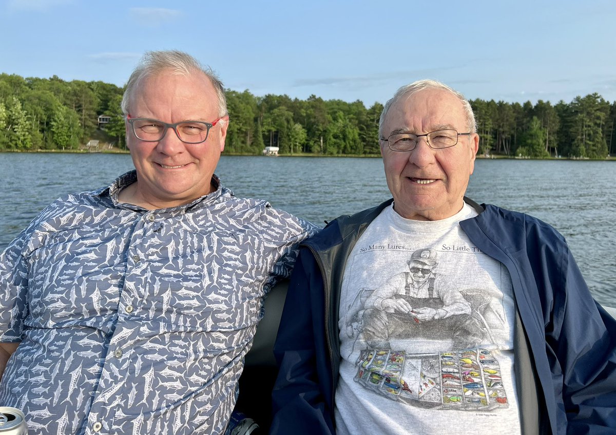 ZondloLab's tweet image. I am a scientist because my father taught me to try to understand the wonders of the natural world, and the rigor of the scientific method, and because he inspired me with his passionate approach to life. And so much more. R.I.P. Dad. You were the greatest.