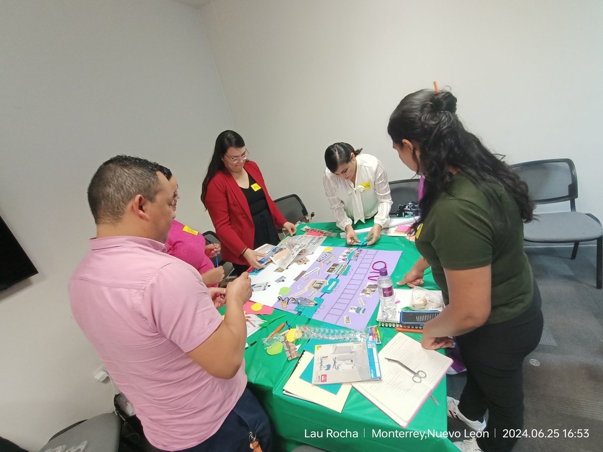 Laura Rocha tweet media