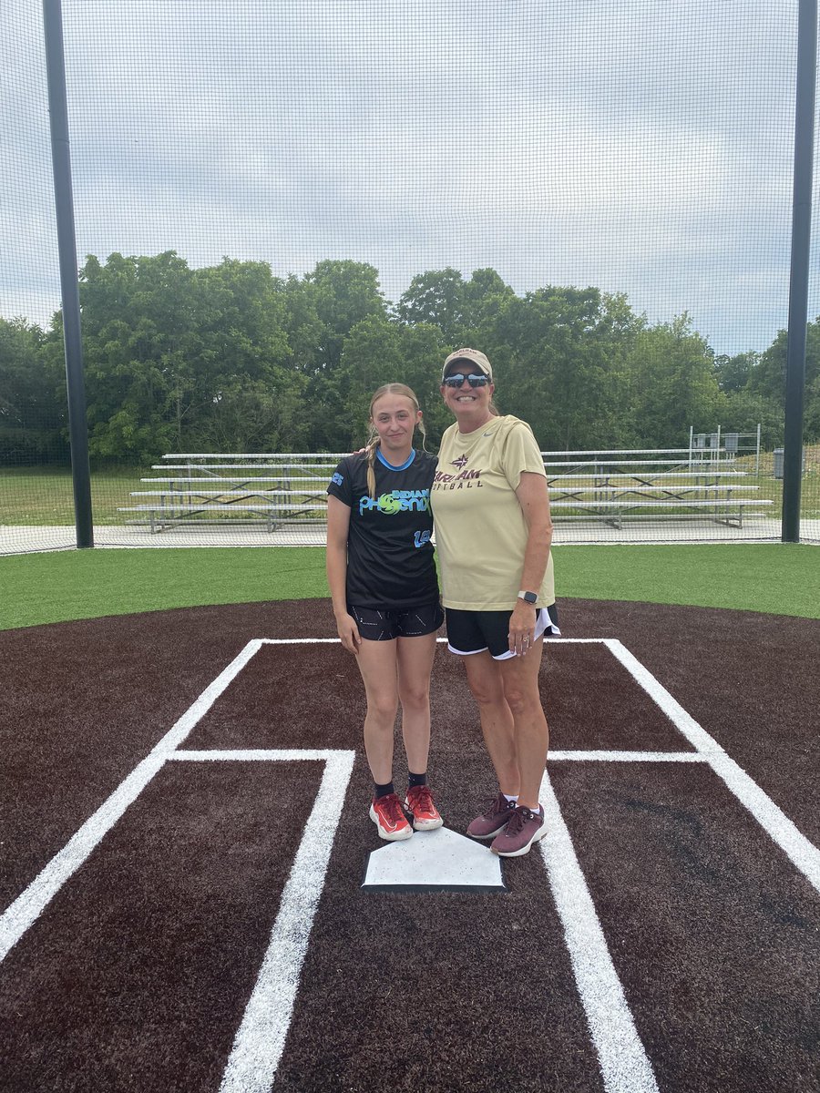 Jade Green (@jadegreen_19) on Twitter photo Had an awesome day today at the Earlham hitting camp the coaches and the team put on!Thank you for the new drills iโve learned definitely will be incorporating them! <a href="/Quaker_softball/">Earlham College Softball</a> <a href="/strike3_next/">Stacey Goyette</a> <a href="/jeremypattengal/">jeremy pattengale</a> <a href="/indiana_phoenix/">Indiana Phoenix Premier</a> Had an awesome day today at the Earlham hitting camp the coaches and the team put on!Thank you for the new drills iโve learned definitely will be incorporating them! <a href="/Quaker_softball/">Earlham College Softball</a> <a href="/strike3_next/">Stacey Goyette</a> <a href="/jeremypattengal/">jeremy pattengale</a> <a href="/indiana_phoenix/">Indiana Phoenix Premier</a>