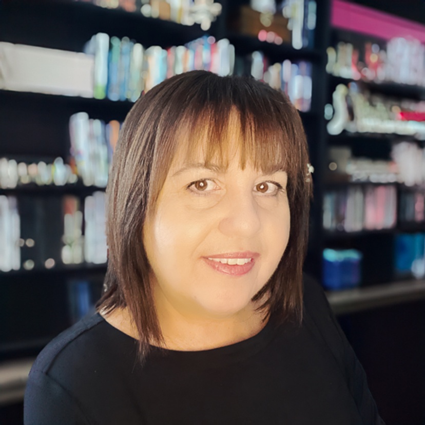 Meet Aspa Baroutsis, SCU's transformative educator! 🏆 2023 Vice Chancellor's Awardee, her work merges education policy with digital pedagogies, inspiring students to drive social change. #EducationForChange #SCU #DigitalPedagogies