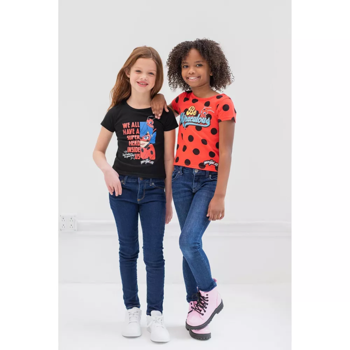 BeMiraculousLB's tweet photo. Transform your little hero's wardrobe with these Miraculous Ladybug tees featuring her favorite superhero! 🐞
🎯Find the 2-pack at @Target! 🇺🇸https://t.co/kN0WOZ6pKB
#miraculousladybug #ladybug #girlpower #bemiraculous #2pack https://t.co/379Ltd7Hki