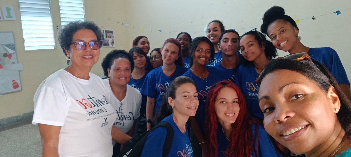 PolledoNoris's tweet photo. Alegres después de los ejercicios integradores.
Ellos son los protagonistas! Seguinos en acreditación! #VamosPorLaExcelencia
#OrgulloFEI #Conti60Varona https://t.co/18Qw6fw7Ey