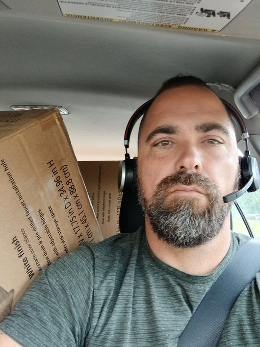So I might of packed too much in my truck... just asking to be pulled over. https://t.co/5zndYxqxGn