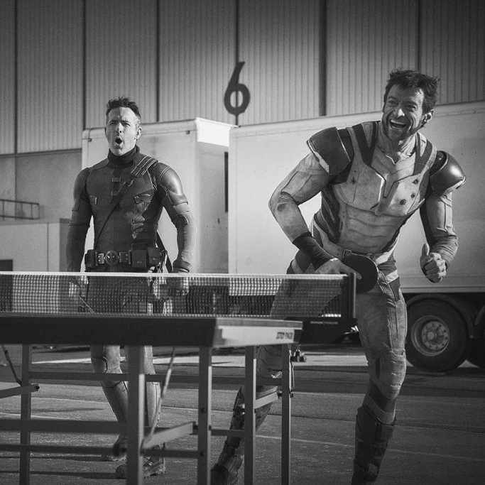 Nerd__Zone's tweet photo. Detrás de camaras de "Deadpool And Wolverine" con Ryan Reynolds y Hugh Jackman..
Parece que se están divirtiendo..🏓

#DeadpoolandWolverine #Deadpool #Wolverine #RyanReynolds #HughJackman #MCU #MarvelStudios #UCM https://t.co/BXeRK2lbaP