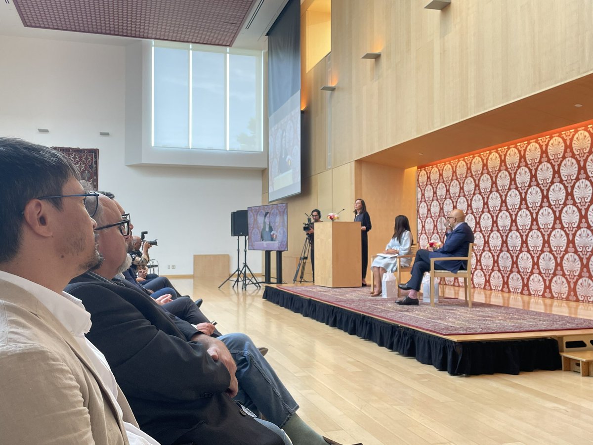 CJF-FJC (@cjffjc) on Twitter photo <a href="/AliVelshi/">Ali Velshi</a> <a href="/FarahNasser/">Farah Nasser</a> CJF board member <a href="/MarinaStrauss/">Marina Strauss</a> gives the closing remarks. Strauss says Velshi embodies the values of The CJF — commitment to excellent, quality journalism. She also thanks Nasser for her contributions to the Foundation’s initiatives, including hosting last year’s #CJFAwards. <a href="/AliVelshi/">Ali Velshi</a> <a href="/FarahNasser/">Farah Nasser</a> CJF board member <a href="/MarinaStrauss/">Marina Strauss</a> gives the closing remarks. Strauss says Velshi embodies the values of The CJF — commitment to excellent, quality journalism. She also thanks Nasser for her contributions to the Foundation’s initiatives, including hosting last year’s #CJFAwards.