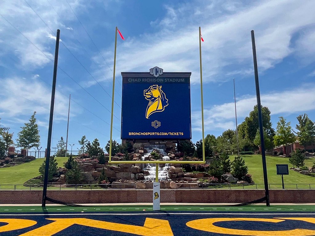 Ethan Spiwak 4.5⭐️ (@ethanspiwak) on Twitter photo After a great camp and conversation with <a href="/AdamDorrel/">Adam Dorrel</a>, I am blessed to say I have received an offer from the University of Central Oklahoma!!! <a href="/ucobronchofb/">UCO Football</a> @CAHS_FOOTBALL17 <a href="/OfficialMGomez1/">Mitchell Gomez</a> <a href="/Coach_Mike_D/">Mike Dunn, M.Ed, CAA</a> <a href="/CoachMLooney/">Coach Looney</a> <a href="/CoachK_Starr/">Coach K. Starr</a> After a great camp and conversation with <a href="/AdamDorrel/">Adam Dorrel</a>, I am blessed to say I have received an offer from the University of Central Oklahoma!!! <a href="/ucobronchofb/">UCO Football</a> @CAHS_FOOTBALL17 <a href="/OfficialMGomez1/">Mitchell Gomez</a> <a href="/Coach_Mike_D/">Mike Dunn, M.Ed, CAA</a> <a href="/CoachMLooney/">Coach Looney</a> <a href="/CoachK_Starr/">Coach K. Starr</a>