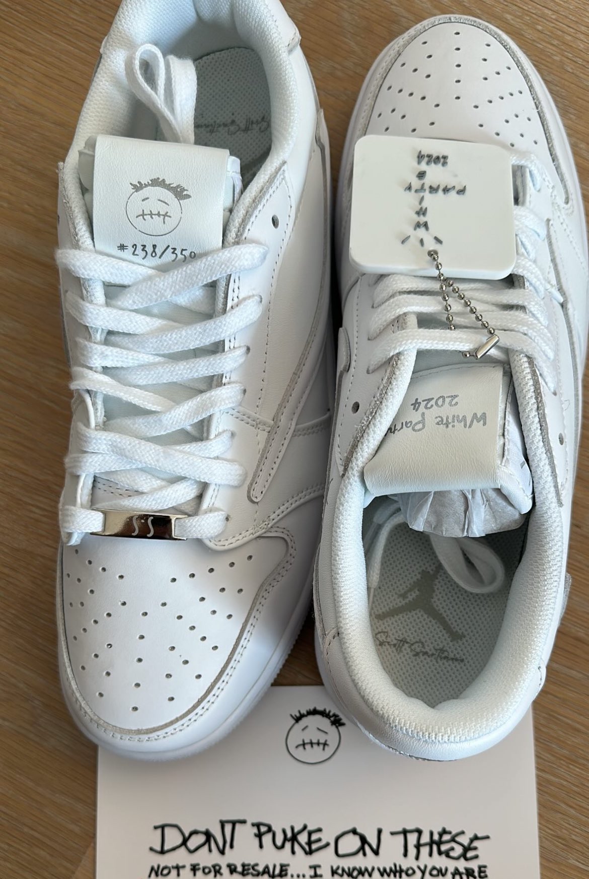 Nike トラビィス27.5 kith シュプリーム 