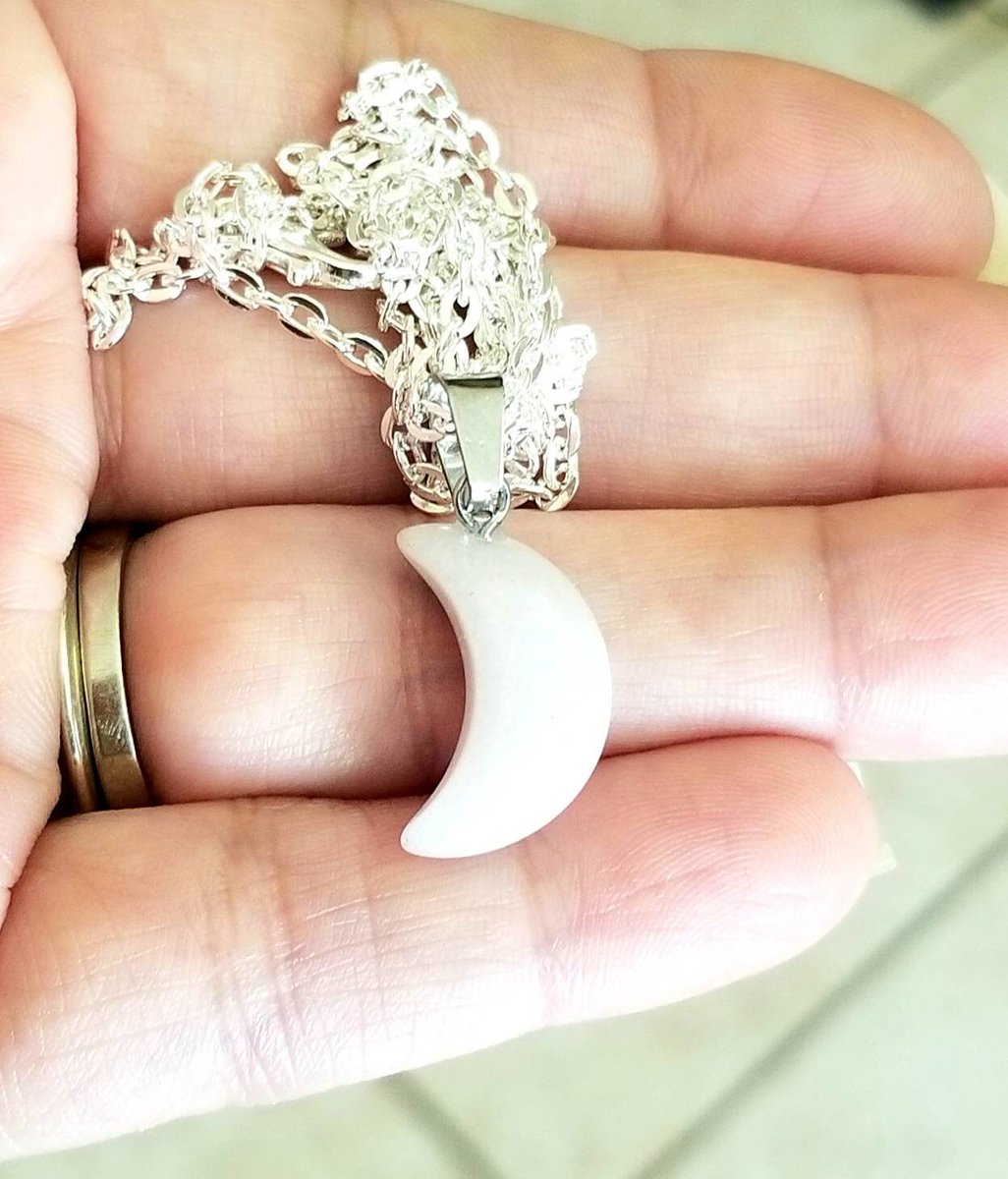 TrendingNowGift's tweet photo. Opal Stone Crescent Moon Necklace #moon #crescentmoon #moonnecklace #moonjewelry #opalstone #opal #jewelry #necklace #necklaces #giftforher #giftsforher #handmadejewelry #celestial #healing #etsy 

 https://t.co/DOuyuTTmCx via @Etsy https://t.co/dBk8M8veFf
