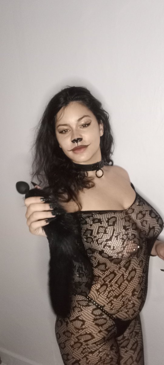 PolemickPrive's tweet photo. PECKS POR $5 E $10 NO CAMERA PRIVÊ
link abaixo
#PPK #BUCETA #FANTASIA #GATA #DIABA #PÉS #FETICHE #FOTOS #PECK #PECKOPÉ #PODOLATRIA https://t.co/iQxzbO50cL