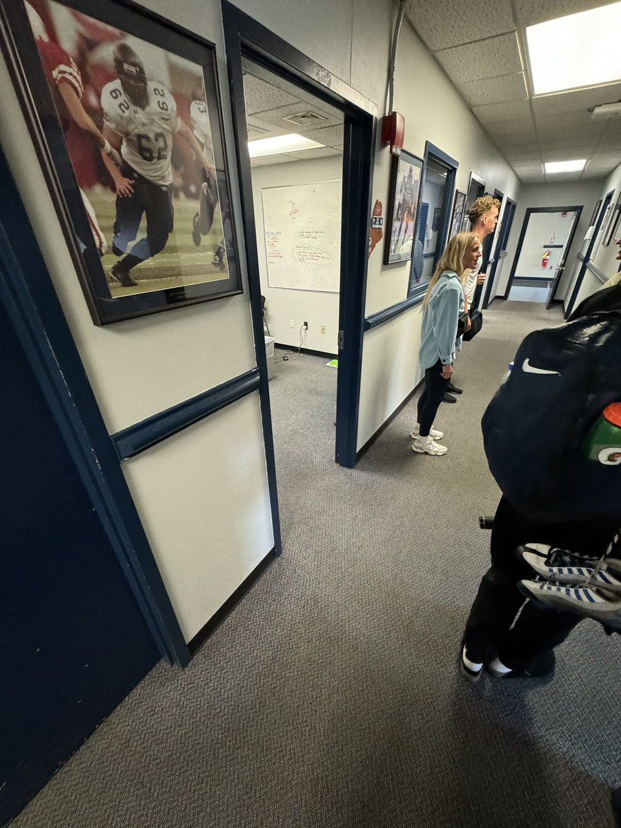 Had a great time at <a href="/BlackBearsFB/">Maine Football</a> last weekend!! Showed out and learned a lot!!
<a href="/CoachKue/">Nate Kue🎱</a> 
<a href="/_CoachJHairston/">Jalen Hairston</a> 
<a href="/Coach_SCarey/">Spencer Carey</a> 
<a href="/Coach_DiMeo/">Umberto Di Meo</a> 
<a href="/CoachStevensFB/">Jordan Stevens</a>