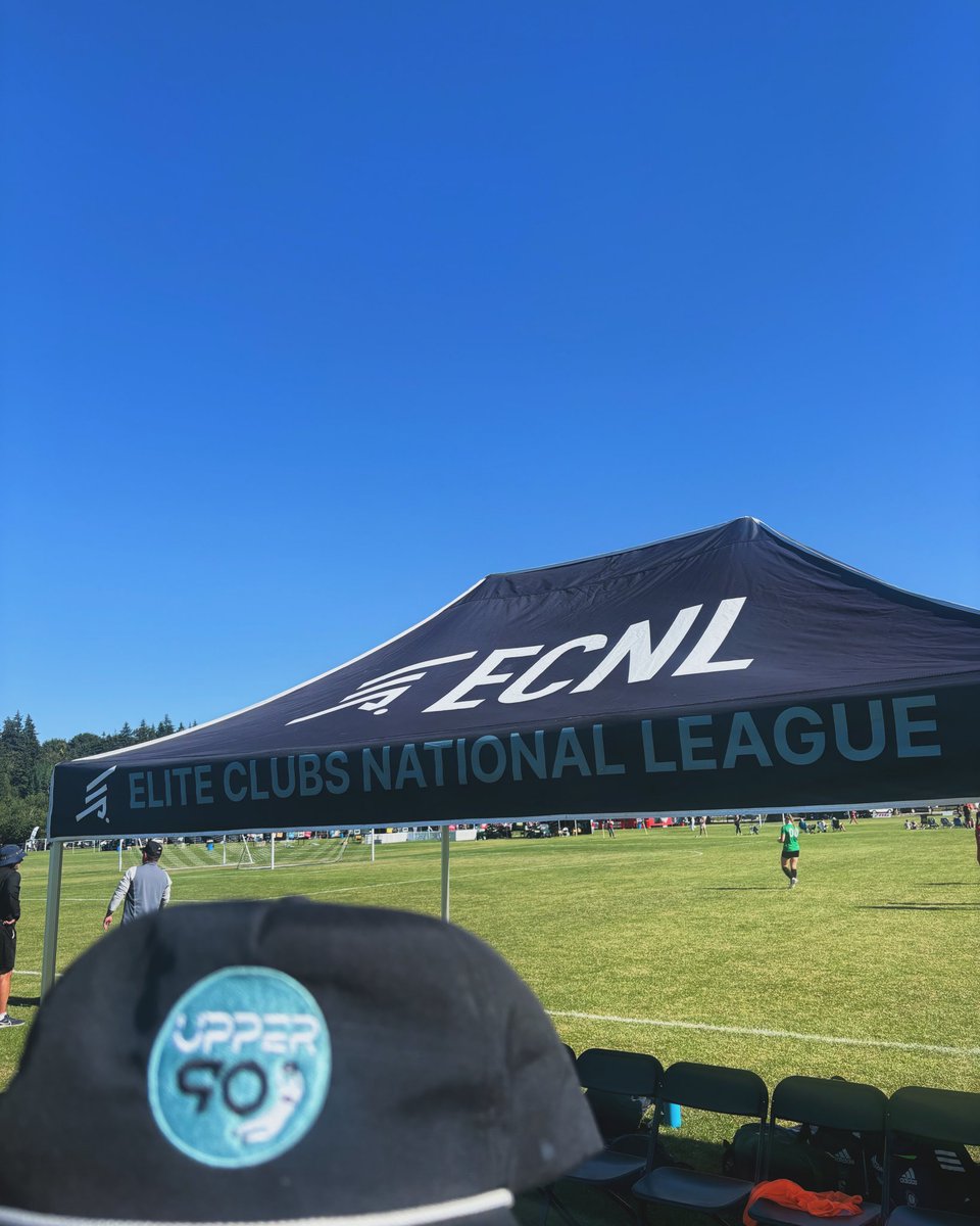 Upper90GKs's tweet photo. Some quality goalkeeping this week at the @ECNLgirls Playoffs in Seattle!! 
🧤⚽️🧤 https://t.co/0iC9UdYbXn