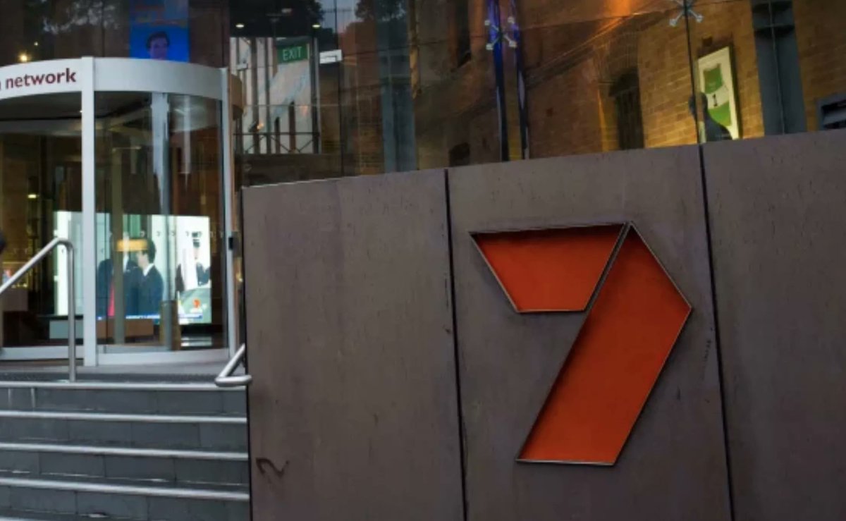 SteveMolk's tweet image. Seven West Media confirms major departures and further redundancies; announces new operating model

Read More -&amp;gt; tvblackbox.com.au/page/2024/06/2…

#Channel7 #JeffHoward #KurtBurnette #LewisMartin #MelissaHopkins #SevenWestMedia