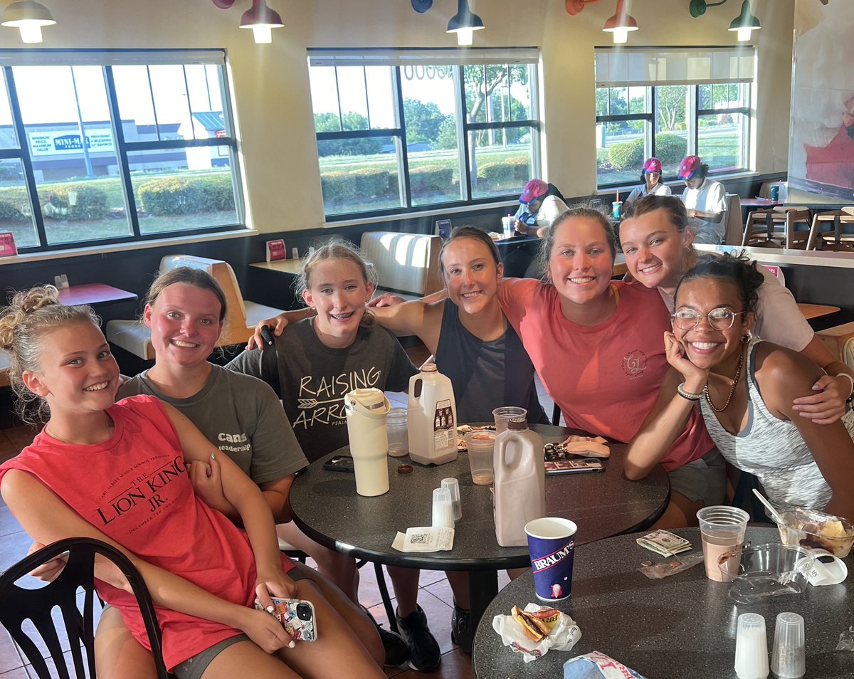 CAHS_SWIM's tweet photo. Team turns to Family, and Families are hard to stop. #BuildAndFight #ICYW https://t.co/FhB4K37gJd