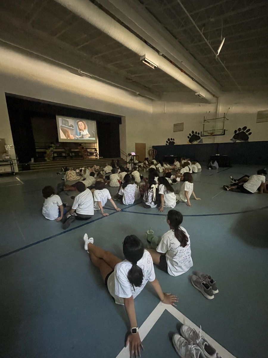 Mrs. Gressick tweet media