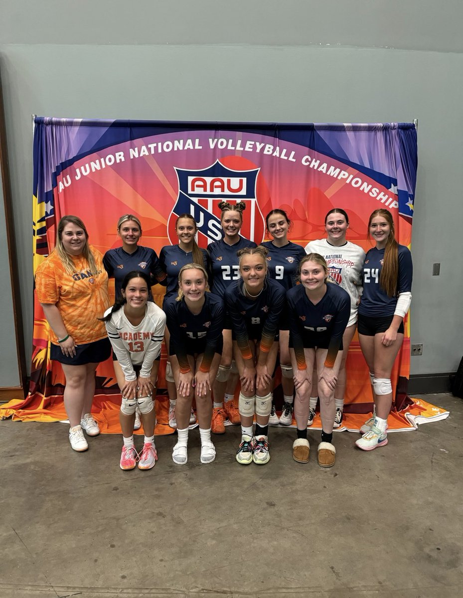 3-0 on day 1 at <a href="/AAUVolleyball/">AAU Volleyball</a> Nationals! #GrowTheGame