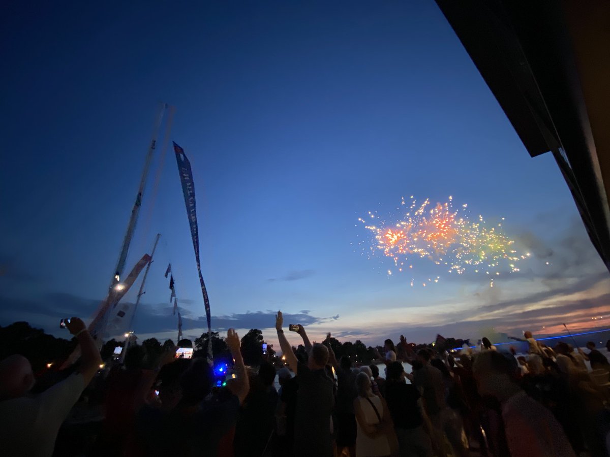 CKain's tweet photo. Fireworks afterward at @TheWharfDC https://t.co/OeRzMvVtR8
