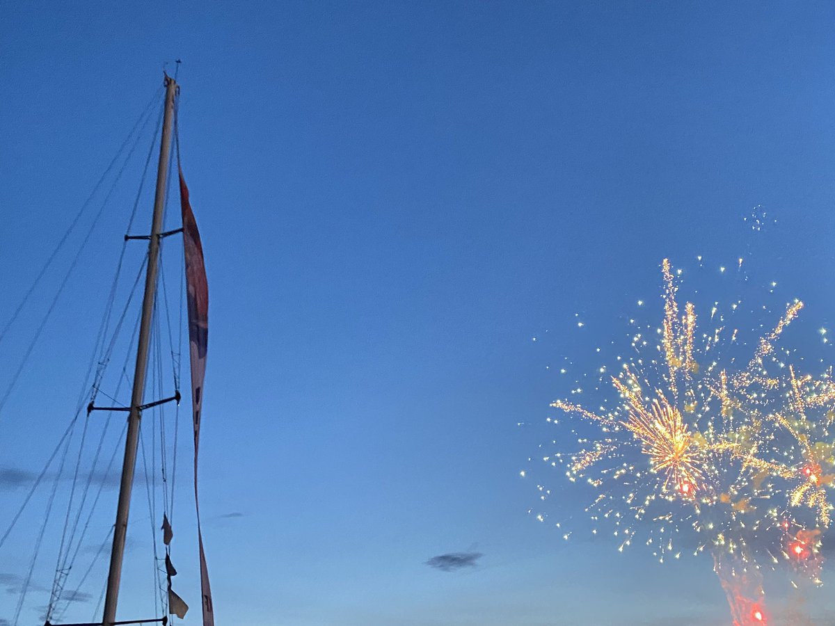 CKain's tweet photo. Fireworks afterward at @TheWharfDC https://t.co/OeRzMvVtR8
