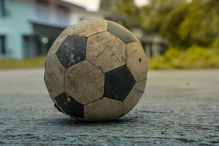 Ese Uruguay donde la gente podía salir a la calle tranquila, los niños jugaban al futbol afuera y las puertas y ventanas quedaban abiertas yo lo viví.

Hoy ese Uruguay es un recuerdo que para los más jóvenes parece algo imposible.

Tenemos un país entregado a la delincuencia y
