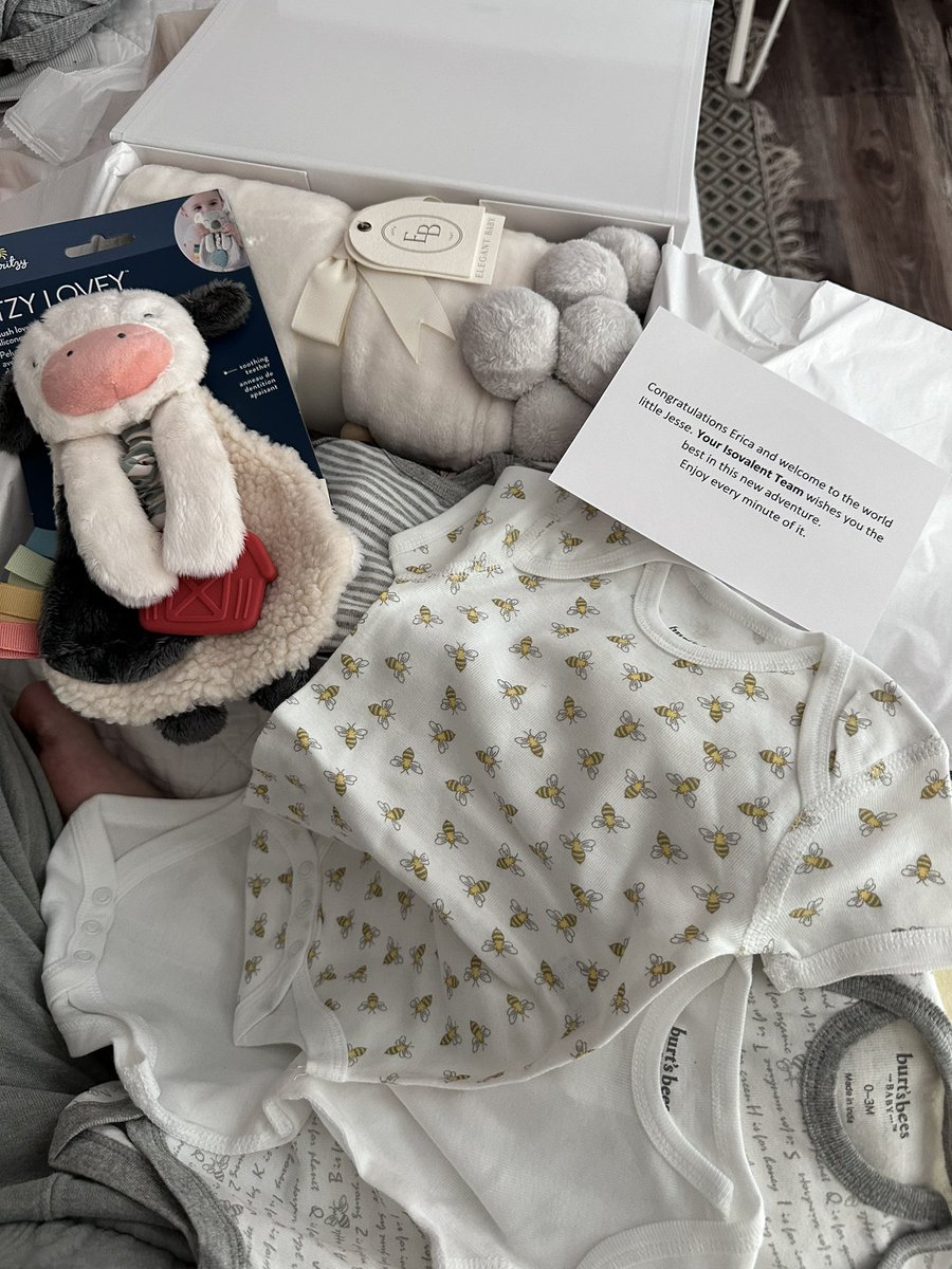 Thank you <a href="/isovalent/">Isovalent</a> for the baby bundle 📦 for my little baby bee 🐝