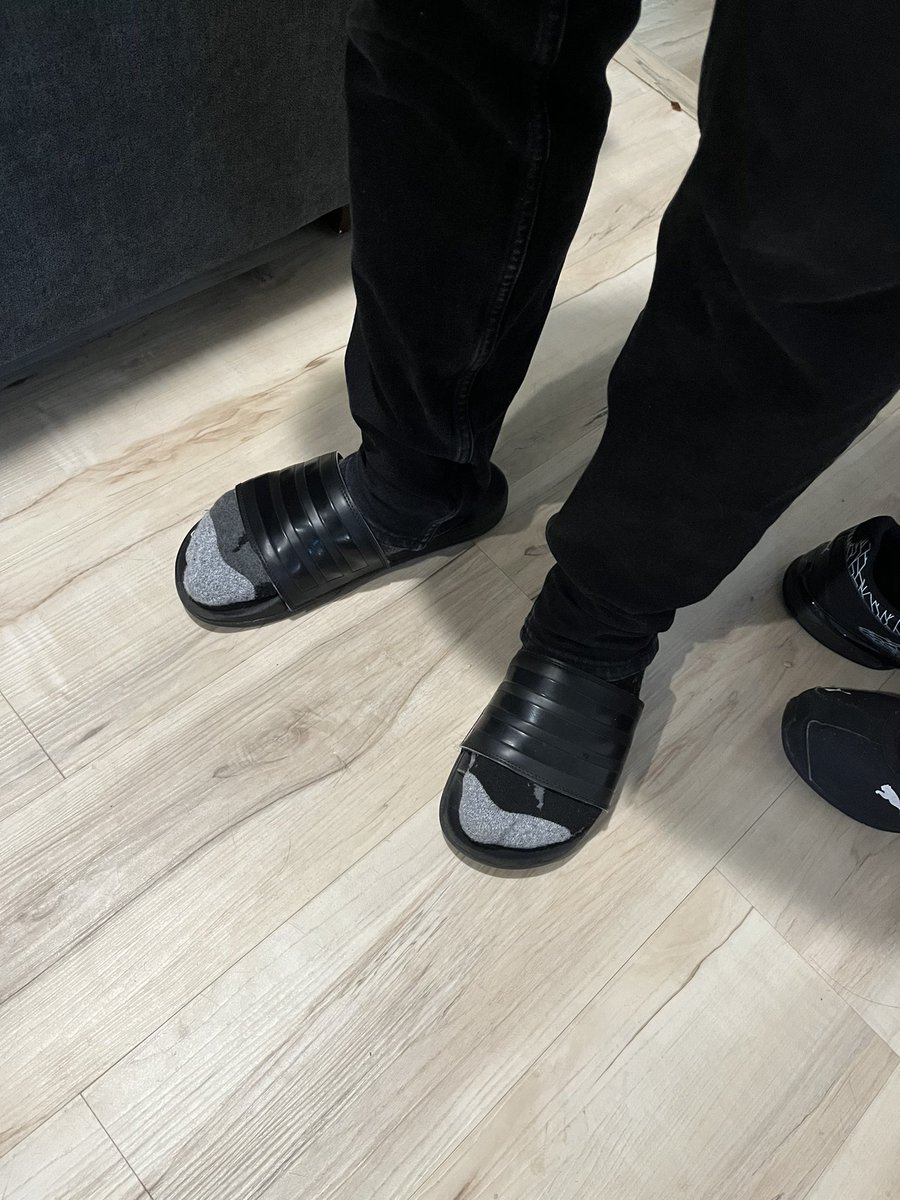 “is this outfit okay to go out to eat in”