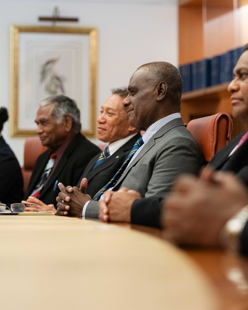 AlboMP's tweet photo. From economic growth and skills sharing to the stability of our region, Australia looks forward to working with Solomon Islands into the future. https://t.co/aR1usNQTn1