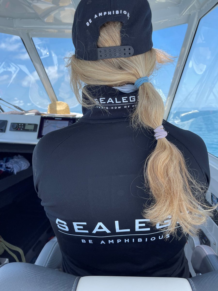 Check out one of our amazing Sealegs enthusiasts, rocking our branded gear with pride! Nothing gives us more joy than seeing our community showcase their loyalty and style, both on land and water. Thank you for being on-brand and part of the Sealegs family! #Sealegs
