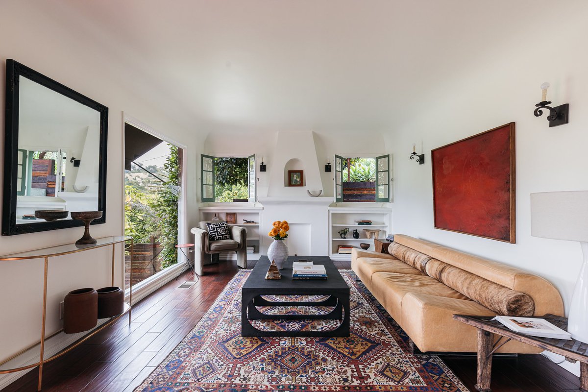 I reaLLLLLY love the vibe of this Los Angeles home. That’s it. 

Currently listed for only $1,249,000