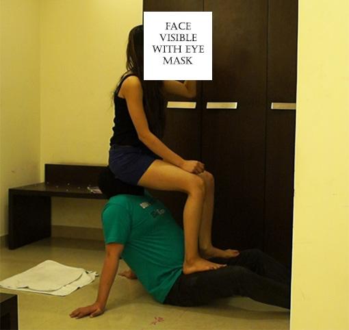 Awkward Position Facesitting https://t.co/8Rw2DnkfEN #realloyalfans https://t.co/Dbat1iJ7QH<a href="/tag/realloyalfans"class="tags"><span>#realloyalfans</span></a>