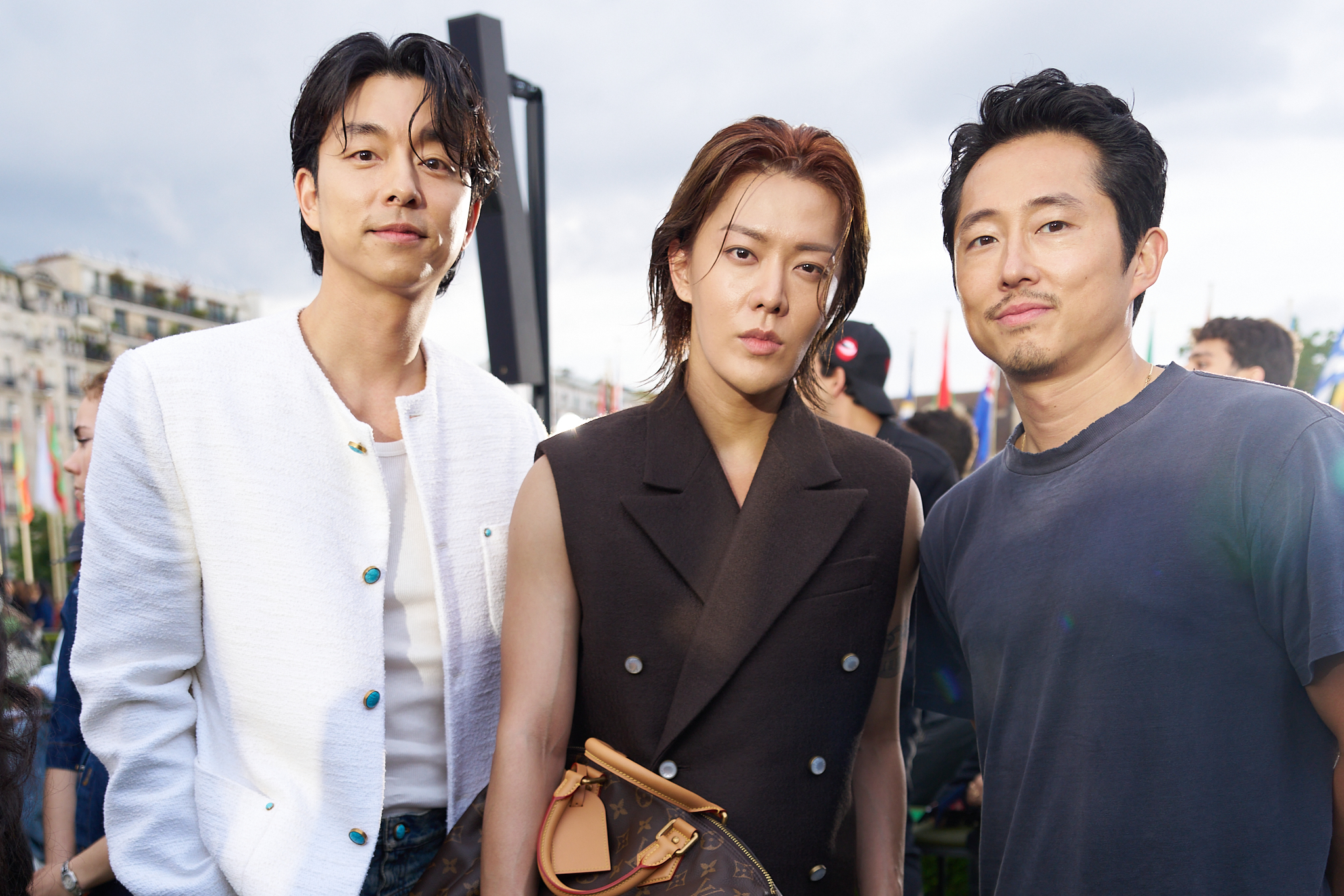 ★希少★韓国　SK broadband  団扇　コン・ユ maxresdefault.jpg?sqp=-