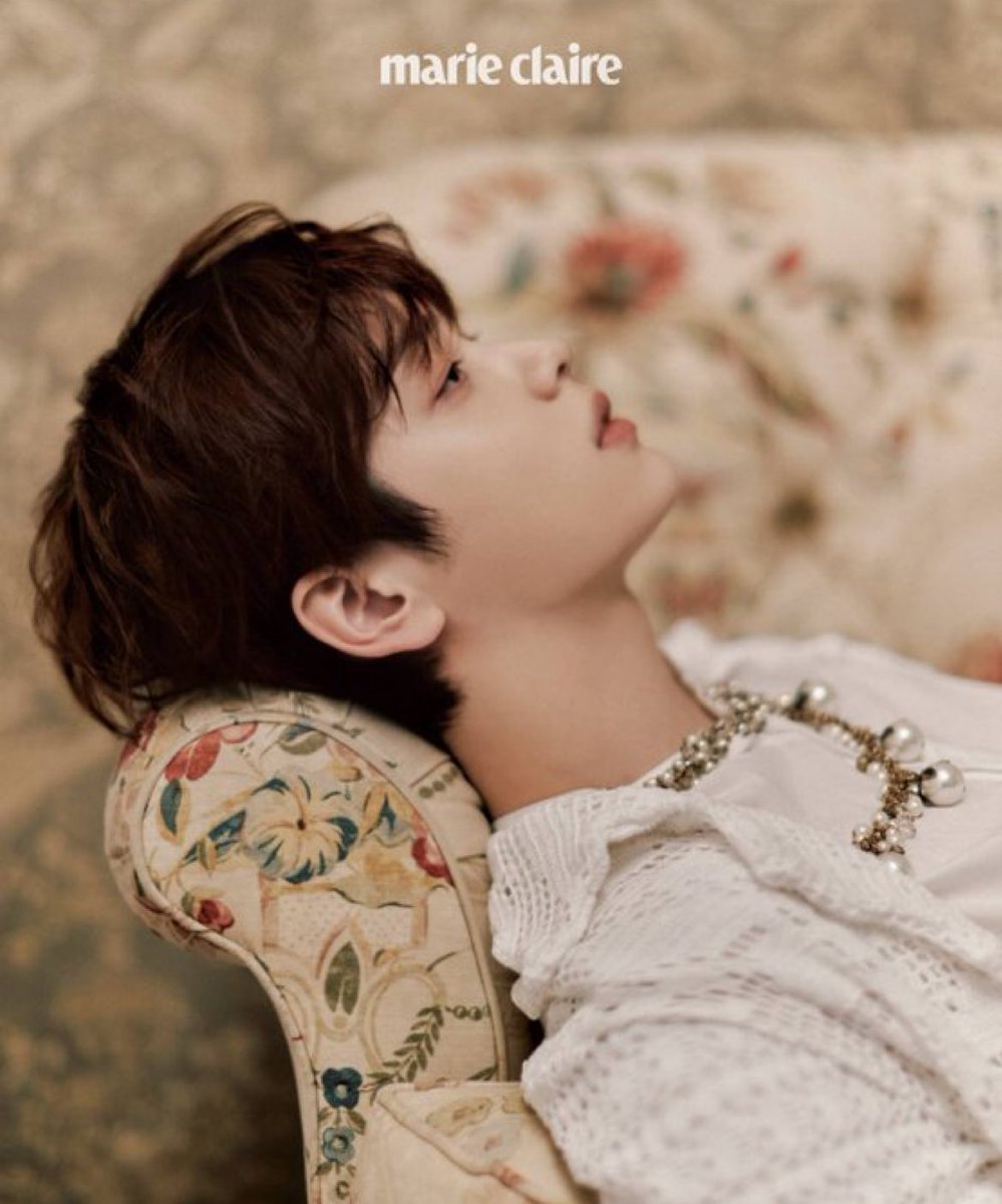 CSBZONES's tweet image. we’re finally getting magazine soobin back &amp;amp; this time as the cover

PAGE SOOBIN 1ST MAGAZINE COVER
#SOOBINxMENSUNO