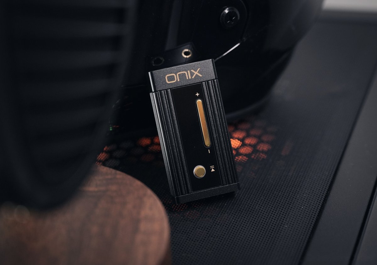 Your excellent partner for your on-the-go HiFi music! Priced at US$109, ONIX  Alpha XI1 uses dual top-of-the-line CS43198 to support high-resolution! A  big winner at this price basket!