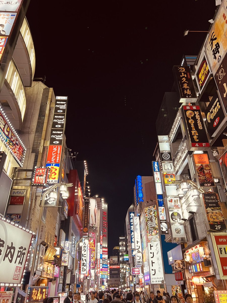 t_moth's tweet image. Tokyo didn’t disappoint.