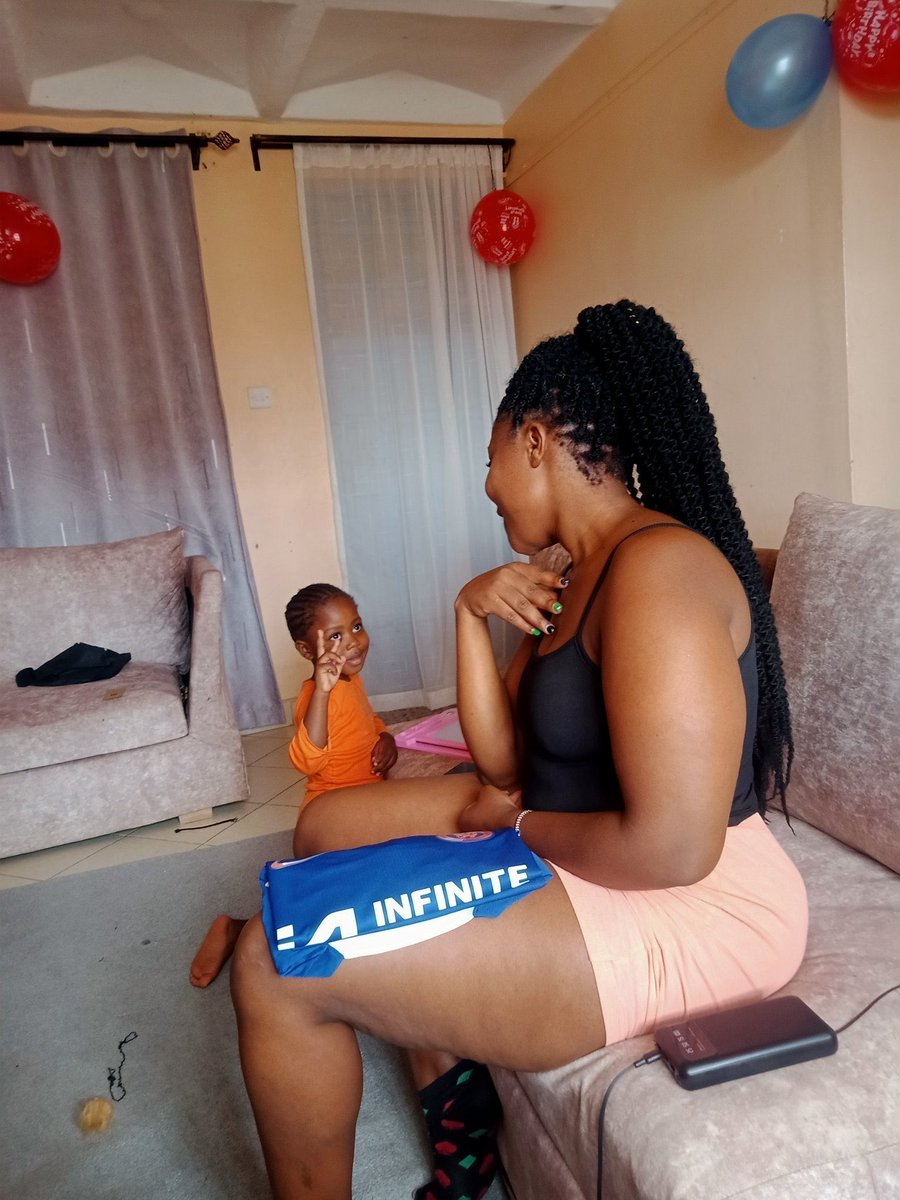 𝐎𝐩𝐨𝐥𝐨𝐭𝐑𝐨𝐧𝐧𝐢𝐞 tweet media