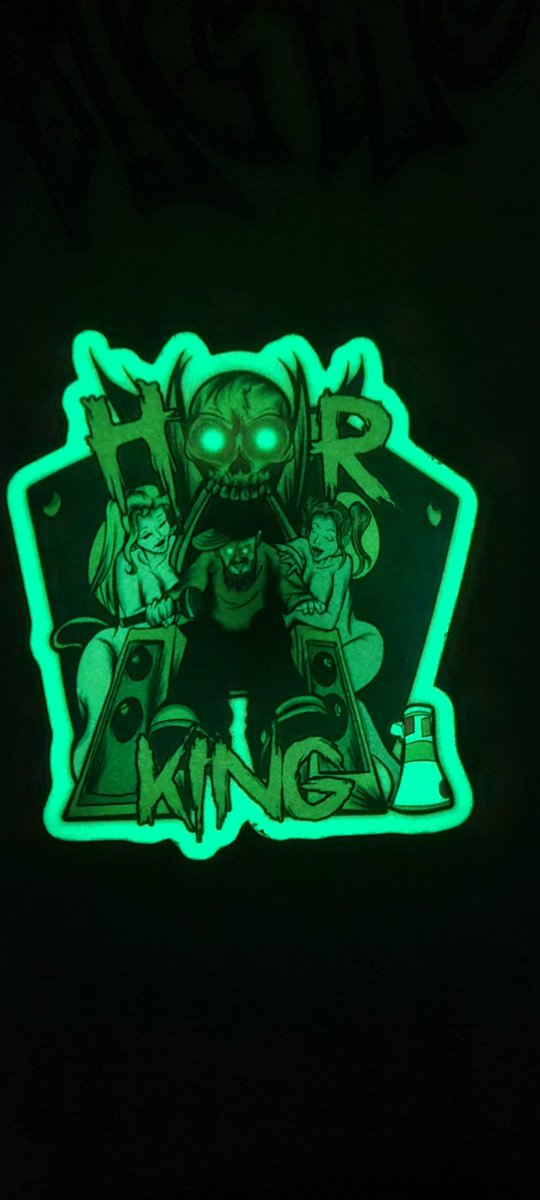 McHorNation's tweet photo. Look at my cool glowy stickers !! https://t.co/arsnEEPJ4S