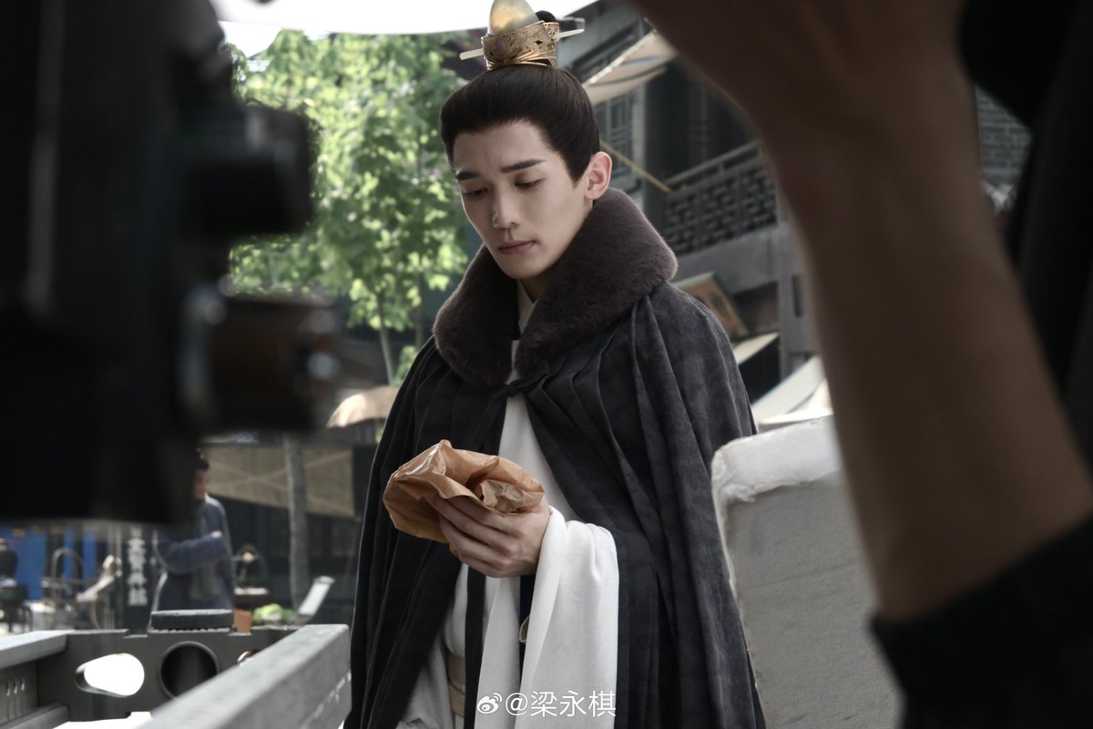 dramapotatoe's tweet photo. #LiangYongqi shares old snaps for #TheDouble https://t.co/USJh5WmGjF