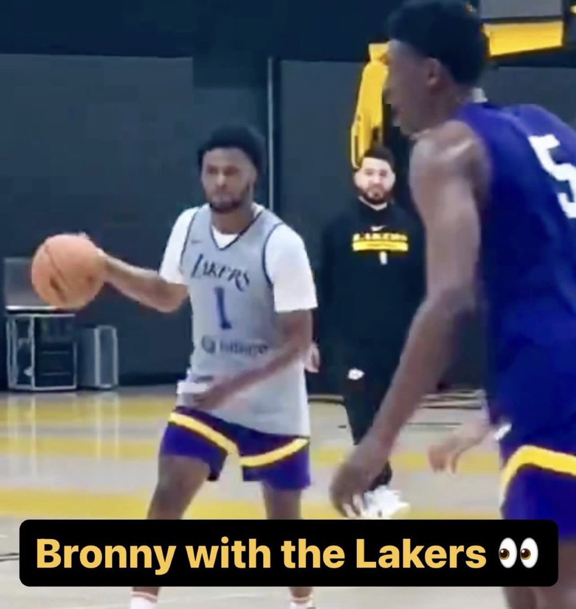 johnnyBeth445's tweet photo. @BronnyJamesJr spotted practicing with the #lakers. He is expected to be a lottery pick, but if he is on the board at 3, don’t be surprised if he becomes a #rocket. https://t.co/ECBu8y21p4