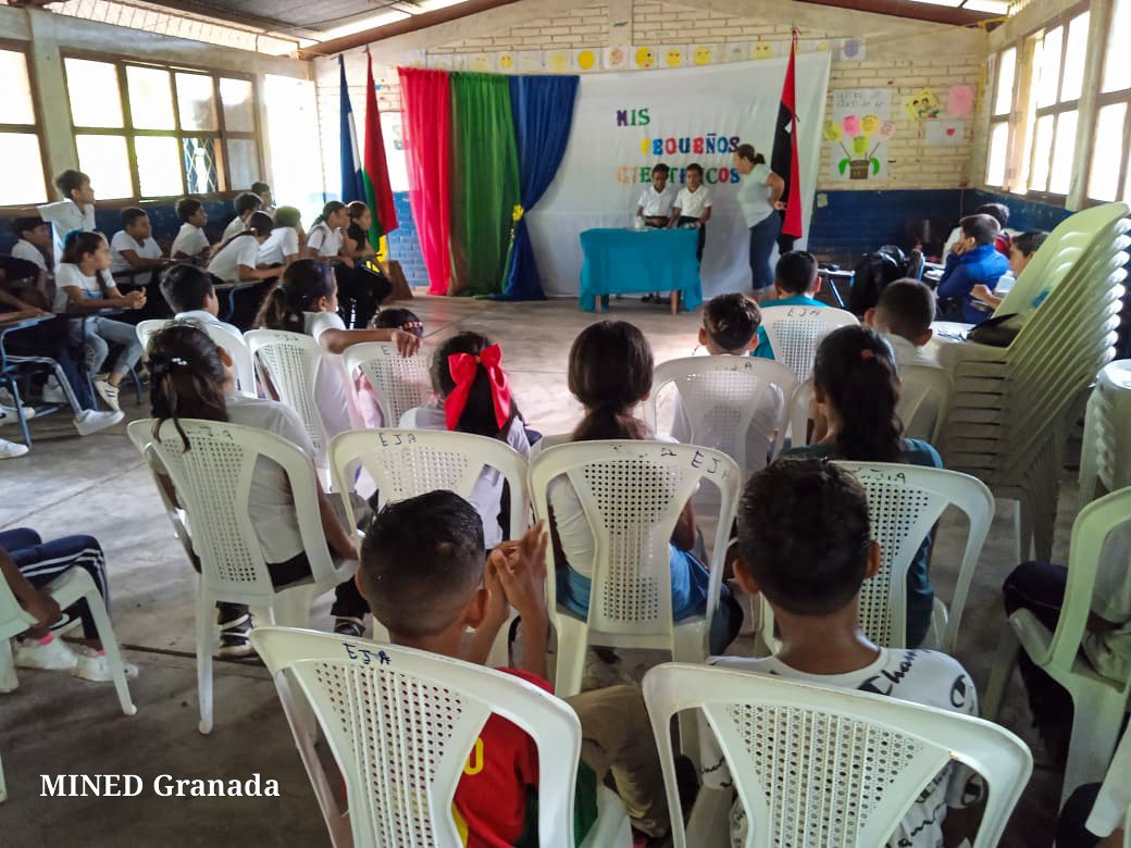 🧪👨🏼‍🔬⚛️ Festival "Mi Pequeño Cientifico" con la participación de estudiantes de educación primaria.

#Nicaragua #TodosJuntosAl4519