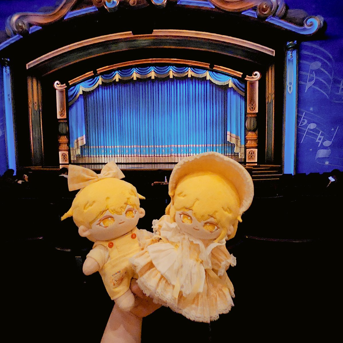 Ori_yellow's tweet photo. #솜인형_트친소 #솜뭉치_트친소

도쿄여행을 즐겁게 다녀온 기념으로 솜계를 다시 굴려봅니다
다음주면 종강이라 솜놀 열시미 할라구요../♡\
갠제노랑솜만 넷씩 들고잇습니다
노랑솜절친리더생산할예정입니다
옛날솜러라 요즘 솜판은 잘 모릅니다... 이런 저랑도.놀아주시겟어요,? https://t.co/DgQVuAr4Hf