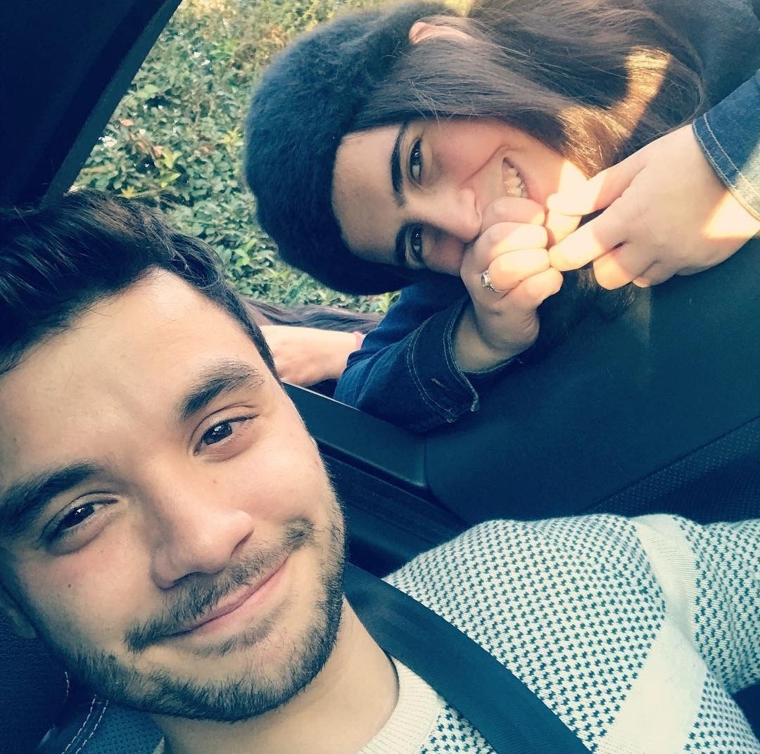 thanksmasini's tweet photo. los recuerdos están en mi corazón intactos,  con lagrimas en los ojos les agradezco por estos diez años de música, diez años de emociones, diez años que me dieron grandes amigas y conocidas, diez años que repetiría toda la vida, los amo hoy y siempre @Marama_Oficial #Marama10Años https://t.co/5giC8fWjPN