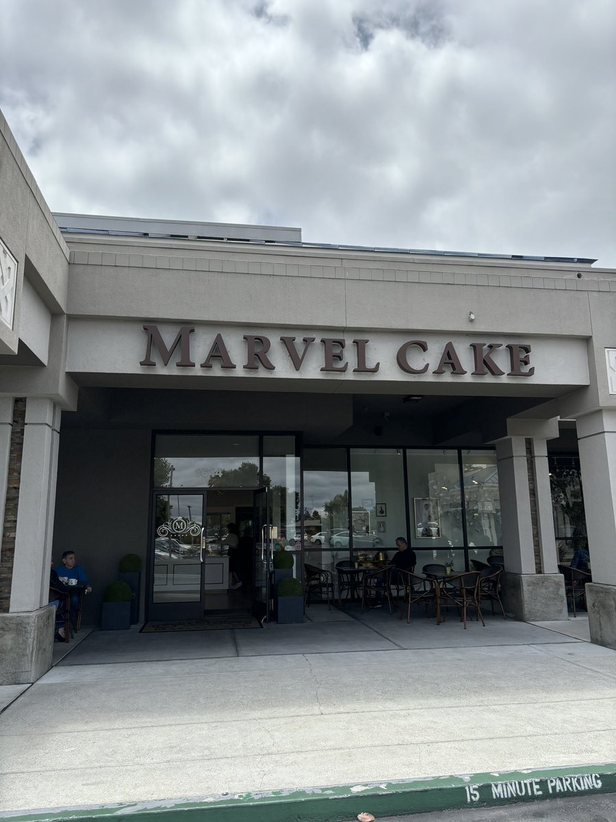 ysaito04051984's tweet photo. #marvelcake #オペラケーキ #チョコレートケーキ #カフェラテ #ケーキ好きな人と繋がりたい #スイーツ好きな人と繋がりたい #カフェ #海外カフェ #カフェ好きな人と繋がりたい #カフェ巡り #カフェ巡り好きな人と繋がりたい #cafe #コーヒー #コーヒー好き #コーヒー好きな人と繋がりたい #coffee https://t.co/kphf1GC0jl