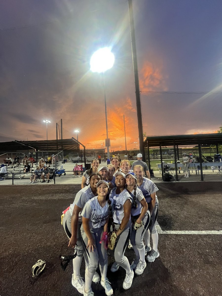 MmWasco's tweet image. Always playing for something so much bigger than ourselves🩶🩶🦋 #LCstrong