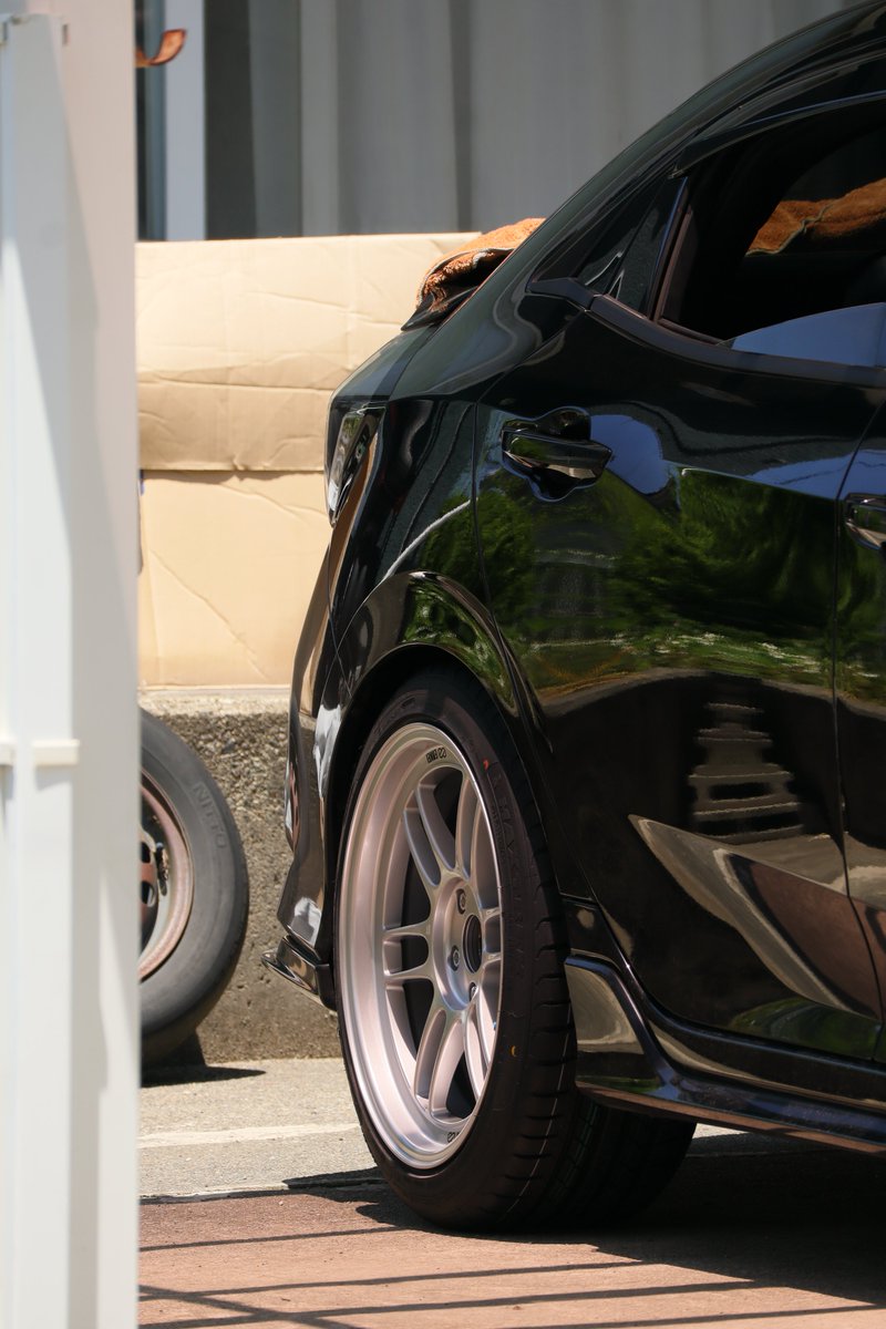 Beko_fk7's tweet photo. 仕様変更？しました！

wheel
ENKEI RPF1 9j+35通し

フロントバネ
326POWER チャラバネ バネレート12

ようやくやりたい仕様に出来ました！

本来リアバネも変えたかったのですが、フロントの下げ幅確保として急遽譲っていただいたので用意できませんでした🥲
リアはおいおい変更します！ https://t.co/sCCLnUtvSw