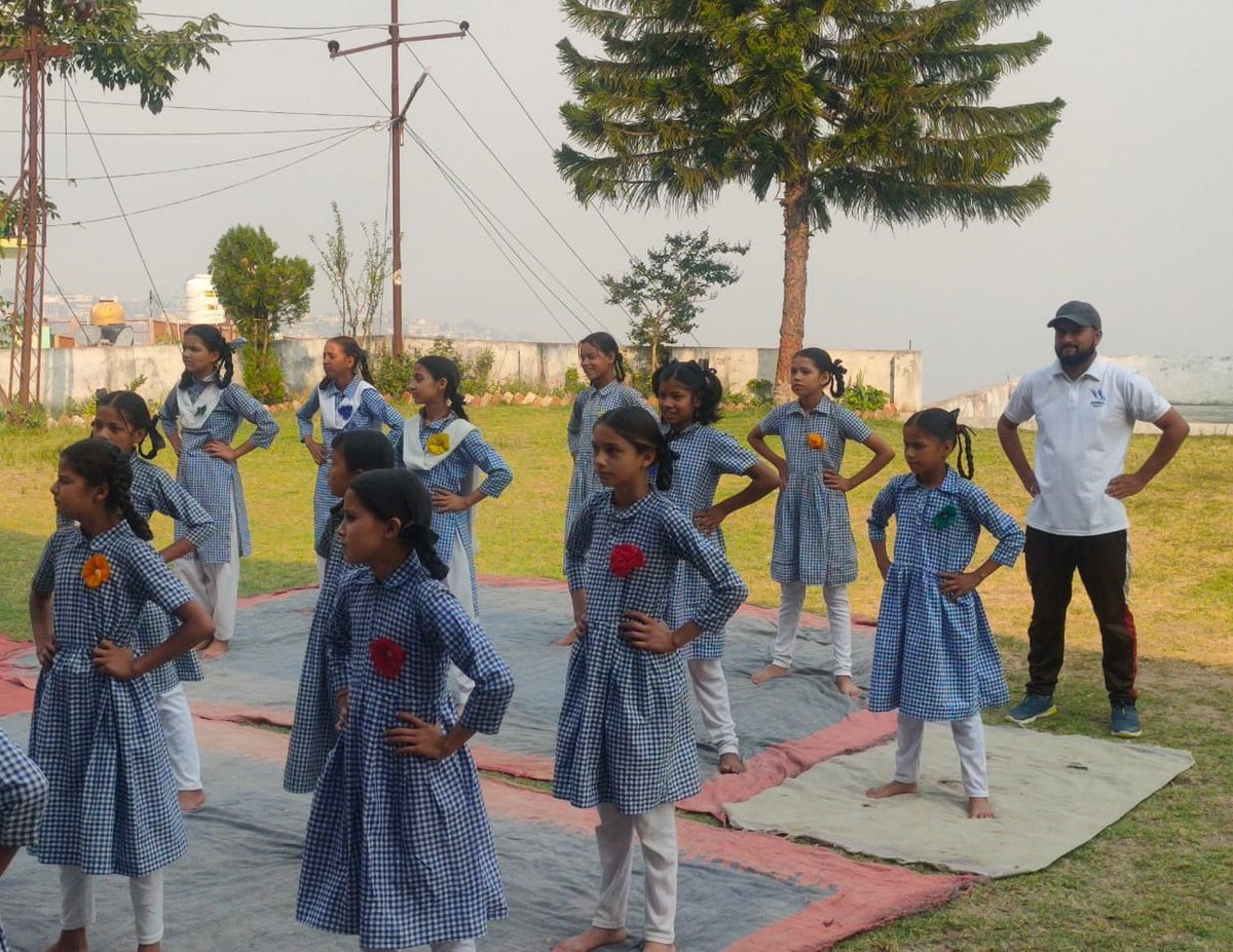 SocchNgo's tweet photo. On the occasion of International Yoga Day, SOCCH Trust's Yoga Training Session is currently running at Arya Kanya Inter College Almora. This month-long session is being facilitated by our dedicated volunteer, Harshita, who is doing an amazing job guiding and inspiring students. https://t.co/ugkLBBXYpR