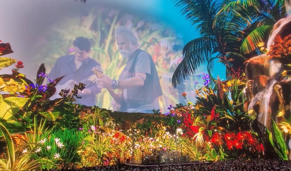 Terrapin_Nation's tweet photo. Dead &amp; Company 6/13 Set 1
The Sphere, Las Vegas

Alabama Getaway
Truckin'>
Ramble On Rose
Mr. Charlie
Jack Straw
Big River
Althea

#CouchTour #DeadForever #WALSTIB https://t.co/roroTdY5Yn