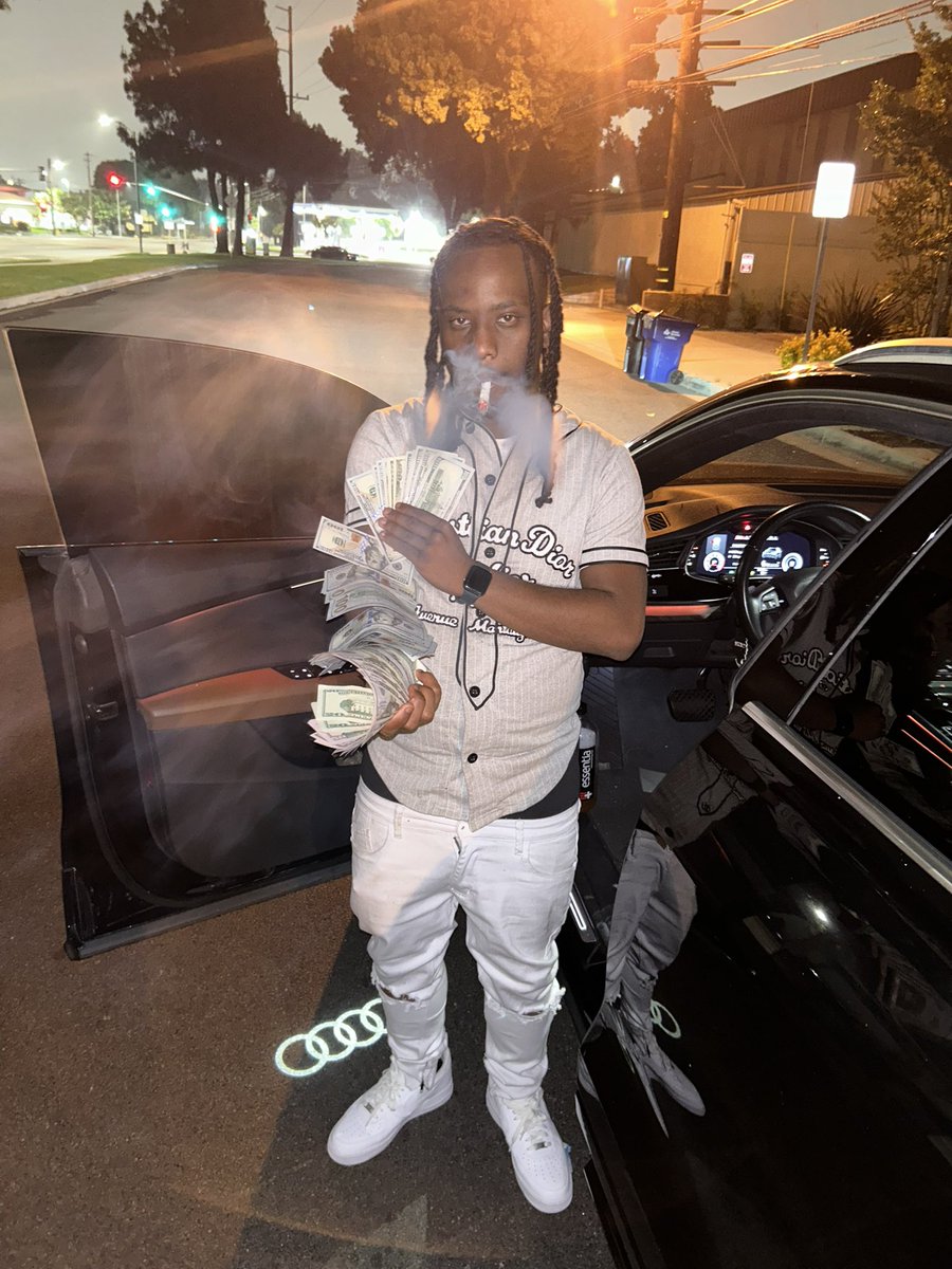 bm22ney's tweet photo. WHEN U REALLY COMIN FROM THAT MUD ITS DIFFERENT OBSTACLES 😮💨🦅 #FOREVER16🩵 #ABEE4EVER💔🐝 #AFNXGLE💩 https://t.co/3pcM9AFQTw