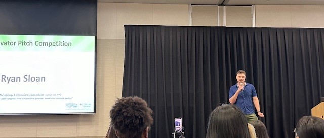 Microbiology & Infectious Diseases Grad Prgm (@midatgsbs) on Twitter photo Fantastic elevator pitch on Schistosomes by MID student, Ryan Sloan (Lee lab), today at the Graduate Student Research Day. We are proud of you, Ryan! <a href="/jleelab_schisto/">Jayhun Lee</a> #WeAreGSBS Fantastic elevator pitch on Schistosomes by MID student, Ryan Sloan (Lee lab), today at the Graduate Student Research Day. We are proud of you, Ryan! <a href="/jleelab_schisto/">Jayhun Lee</a> #WeAreGSBS