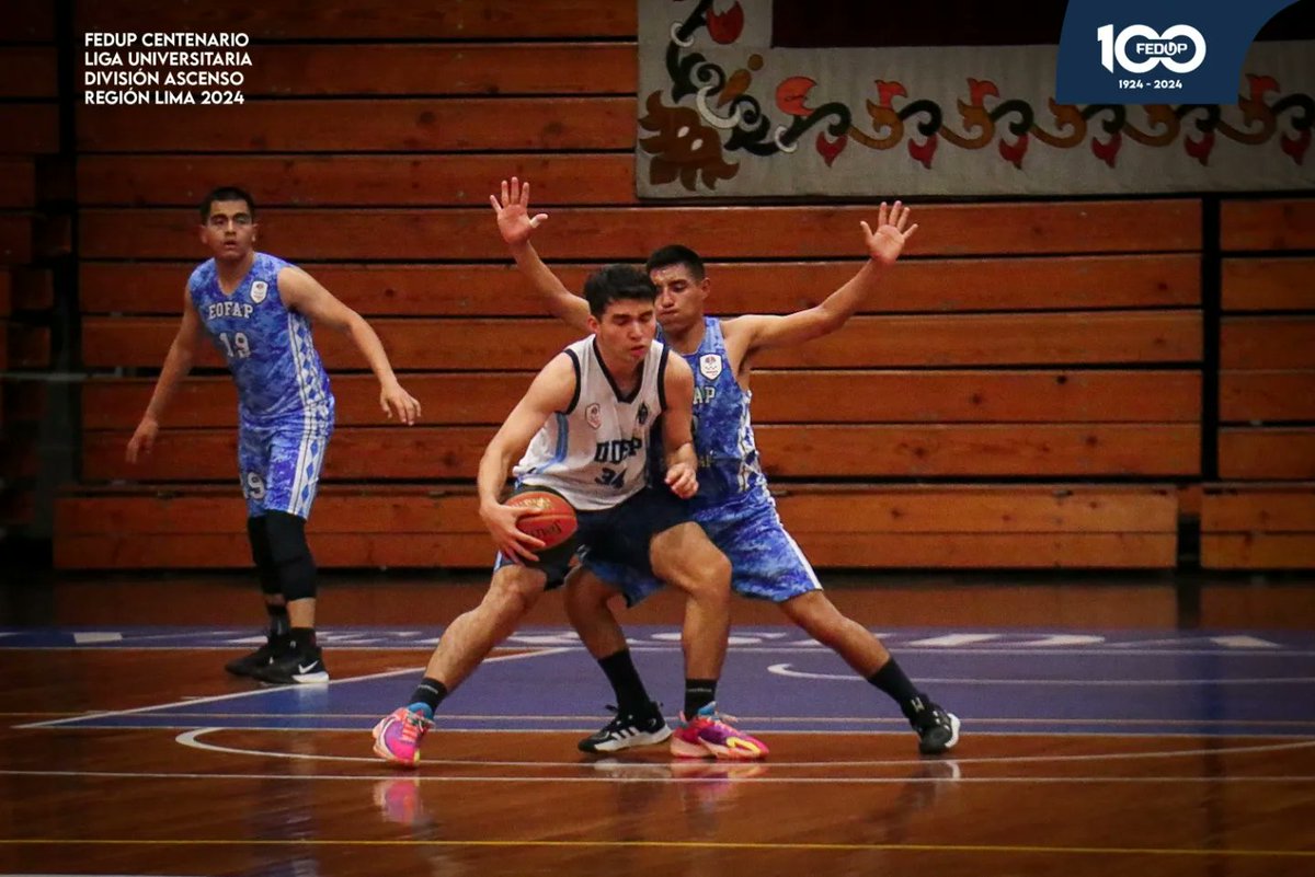 perufedup's tweet photo. ¡DIRECTO A LA FINAL! 🏀⛹🏽‍♂️🔥
La #UDEP venció 55-39 a la #EOFAP en la semifinal de la FEDUP Centenario Liga Universitaria de Basquetbol Varones División Ascenso Región Lima 2024. 🔝

📸 @amelielluen

FEDUP, 100 años promoviendo el deporte universitario 💙❤️ https://t.co/0DGSv7o1Vv