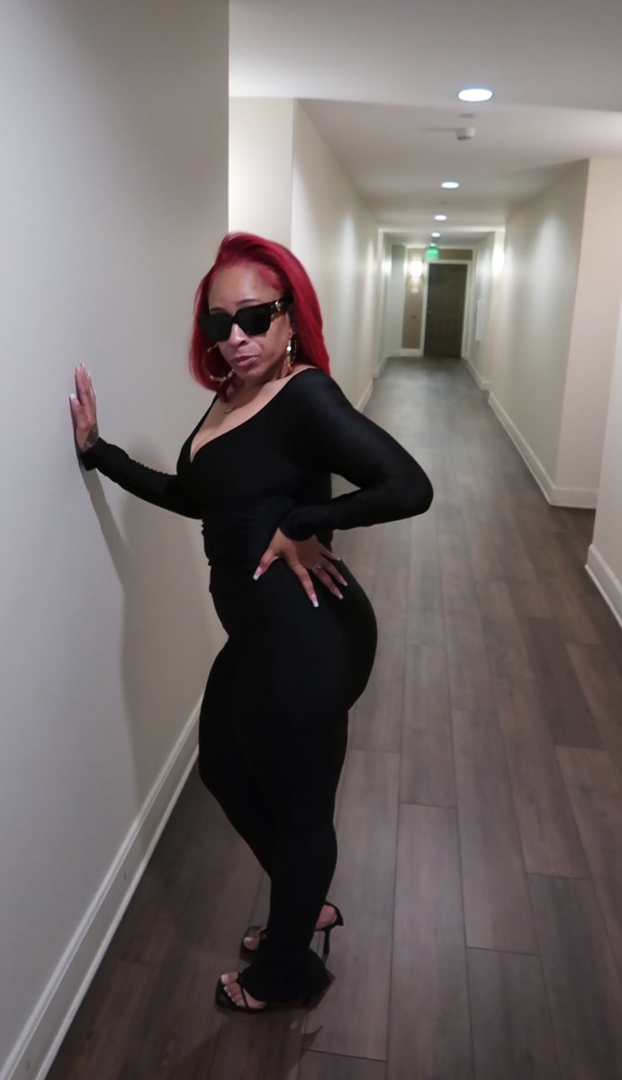 ThePrettyRedHead 🍒 tweet media