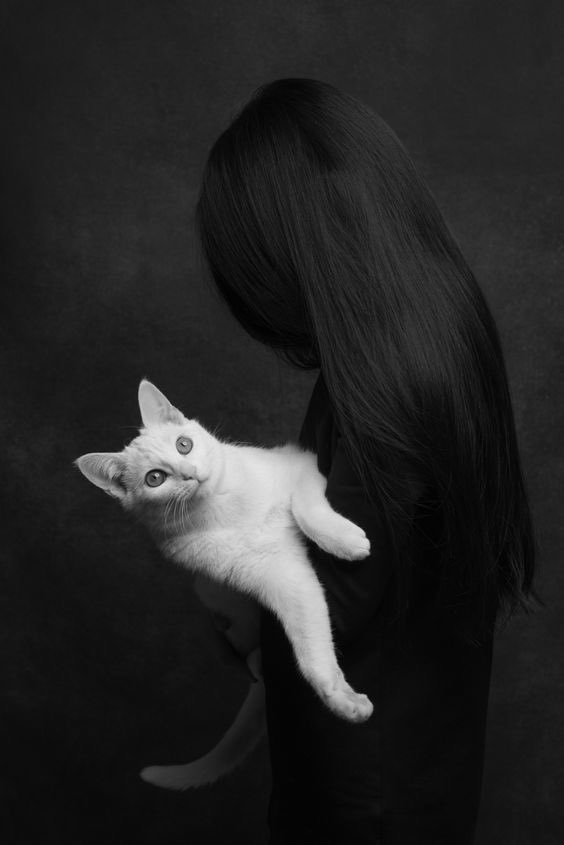 #çıplak Liseli yavrucuklardan duyar kasmaya çalışanlar , ısrarla çıplak diyenler ve konuyu bu eksende değil başka eksene çeken özgürlük savaşçıları neye alet oluyorsunuz farkında mısınız? Daha da cüretkar daha da edepsiz bir güruha.Bu toplum hep böyle kışkırtılıp kutuplaştırıldı